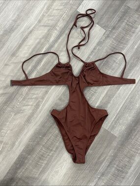 One piece bathing suit